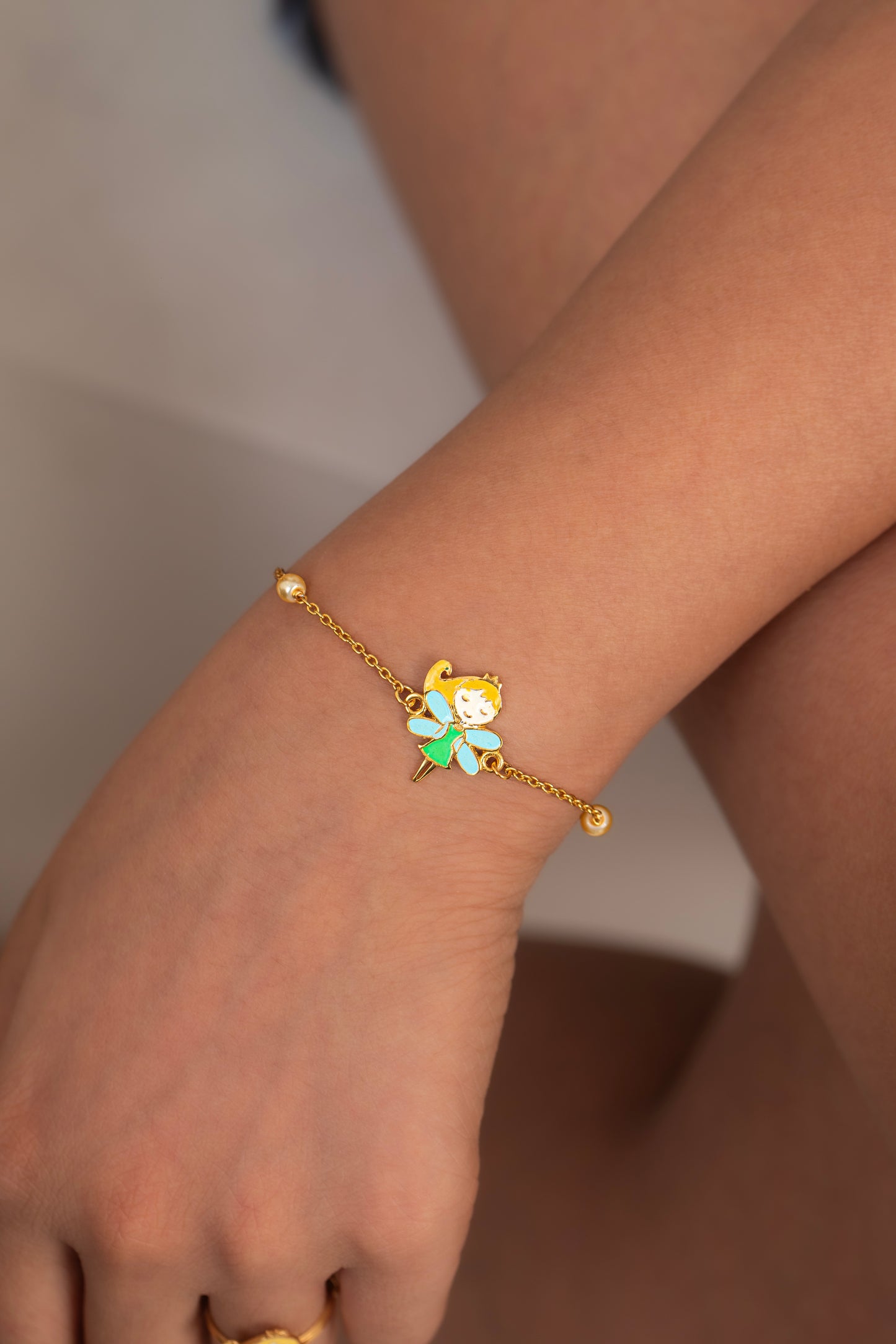 SPARKLE WITH PEARLS BRACELET