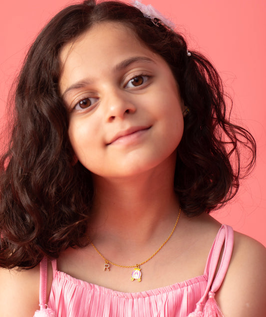 CHARIOT WITH INITIAL DOODLE NECKLACE