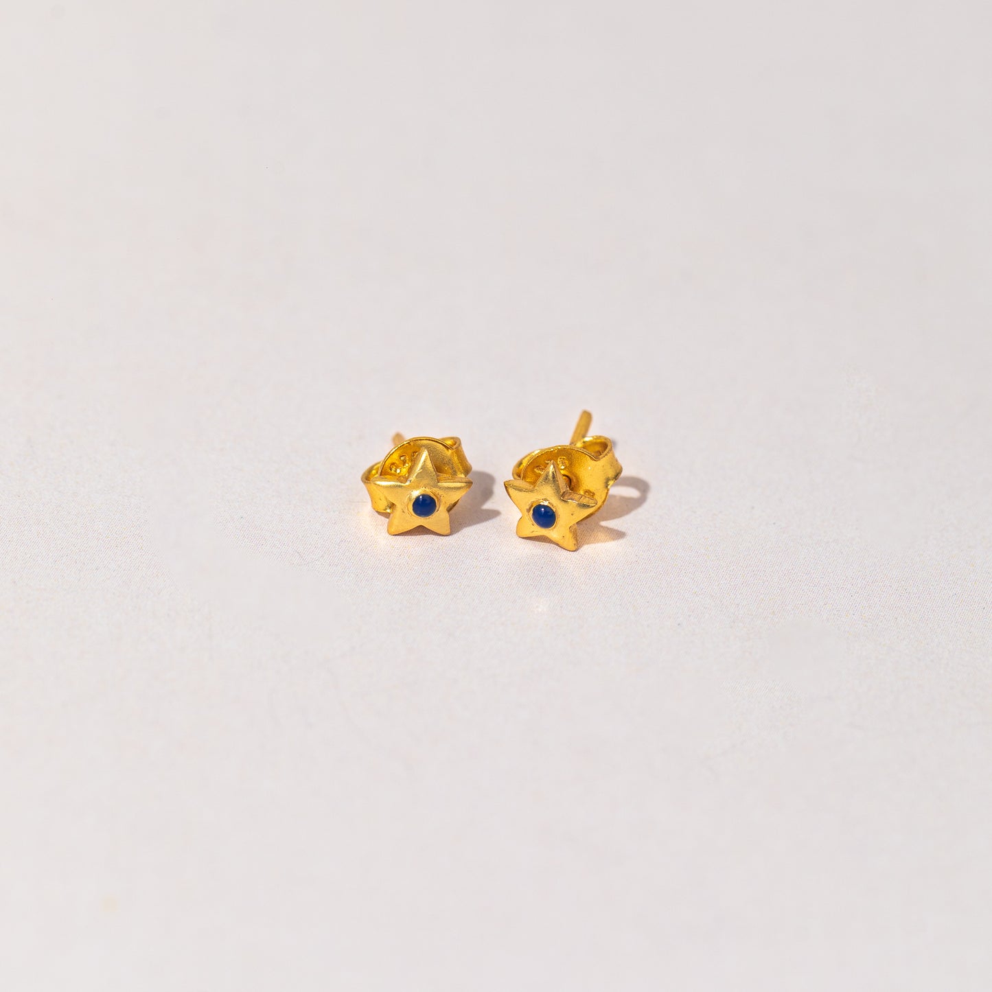 TINY STAR EARRINGS