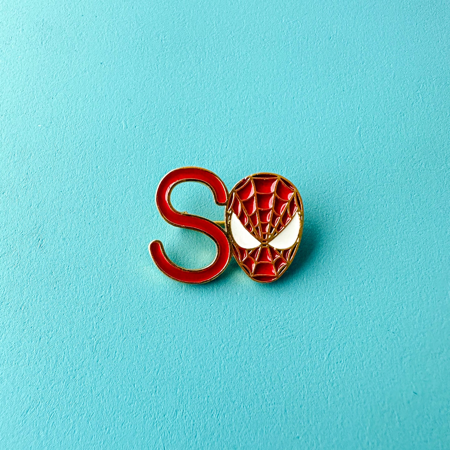 "S" WITH SUPERHERO S NAME PIN