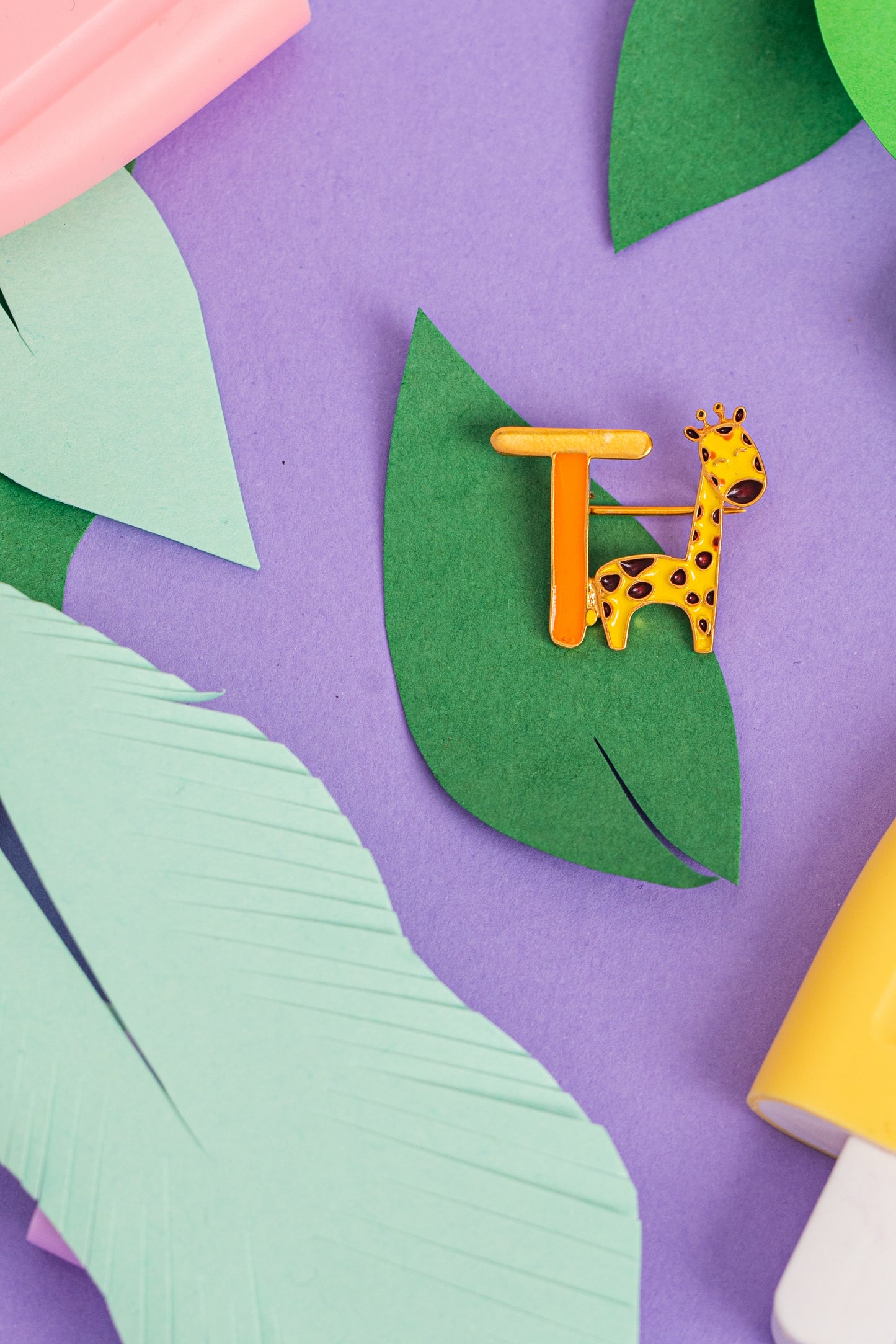 "T" WITH GIRAFFE NAME PIN