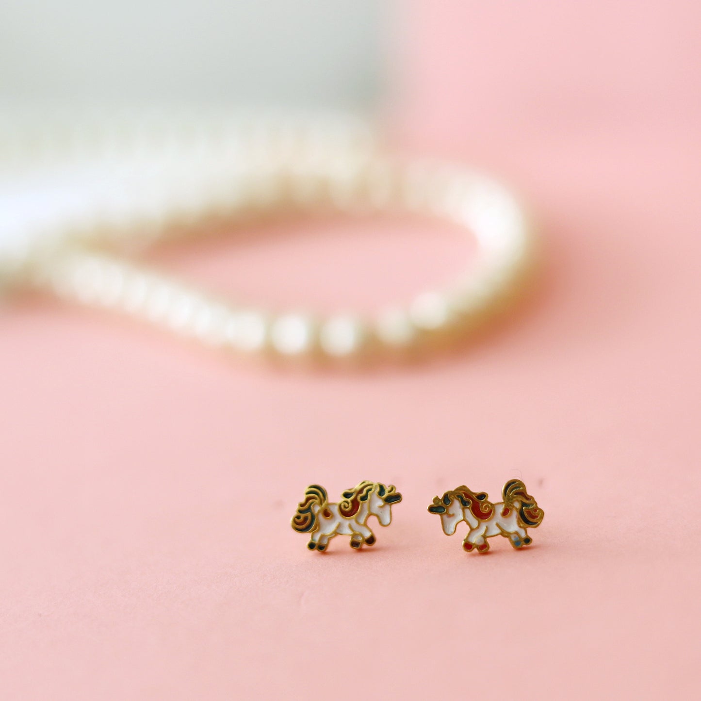 WHITE UNICORN FULL EARRING