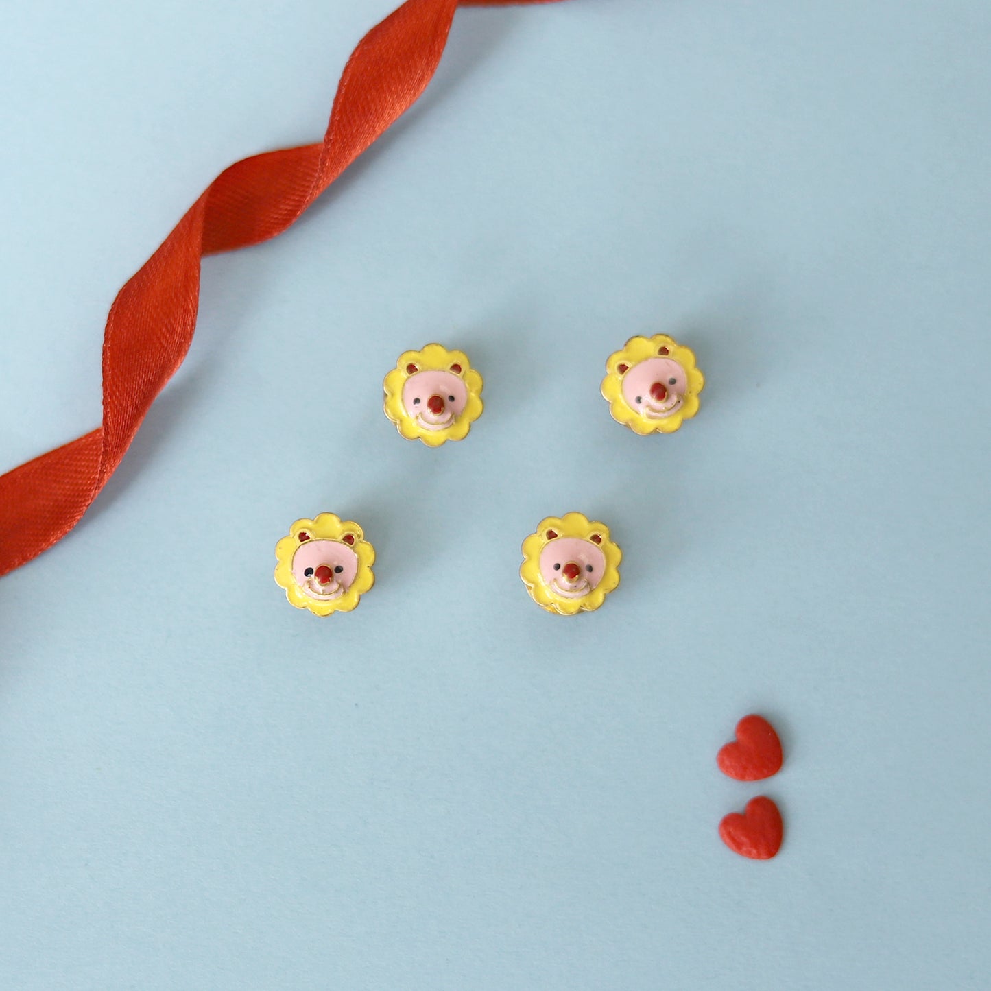 LION BUTTONS