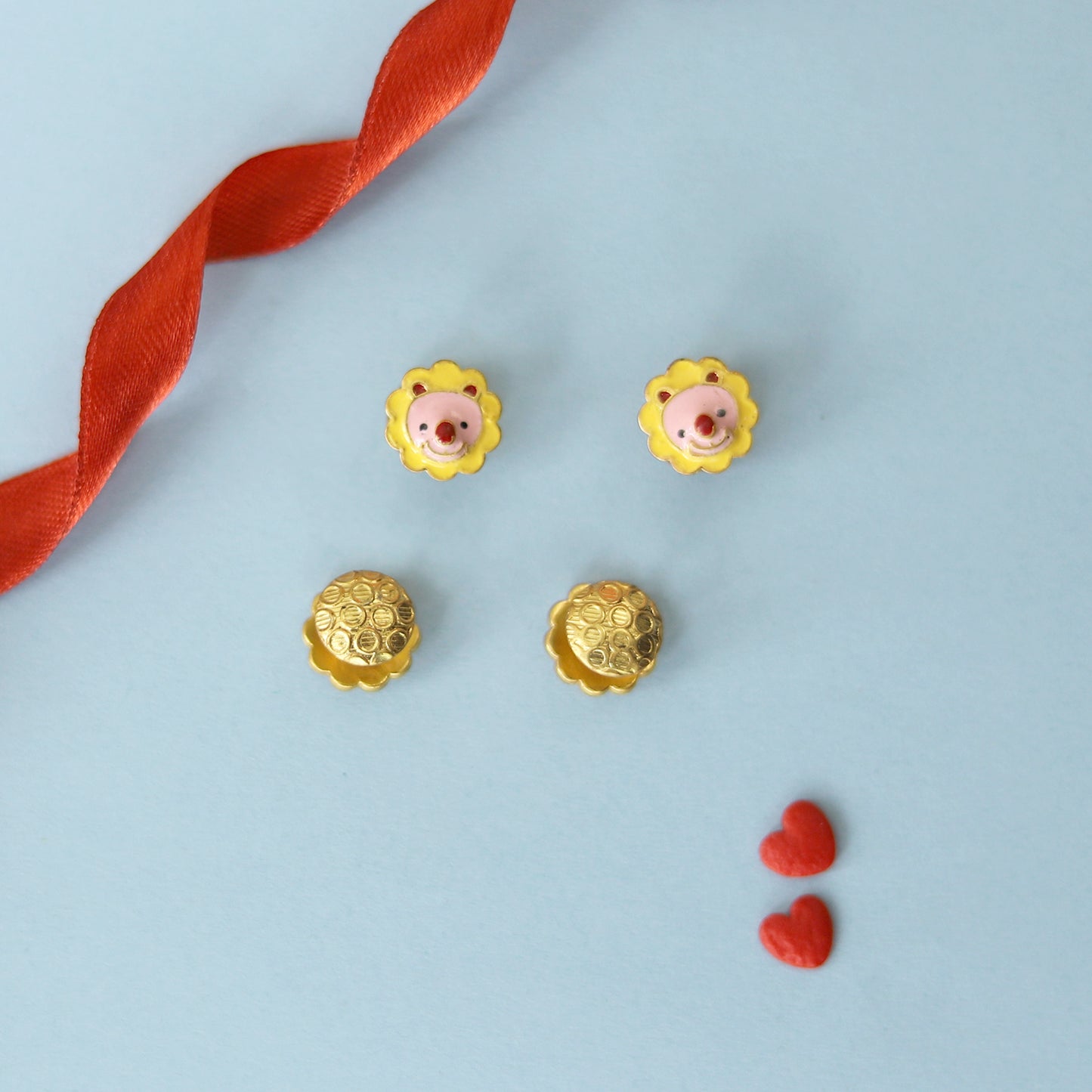 LION BUTTONS
