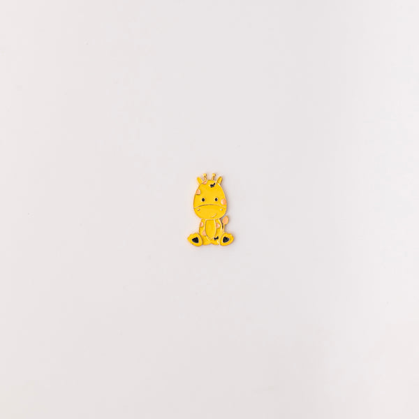 GIRAFFE BROOCH