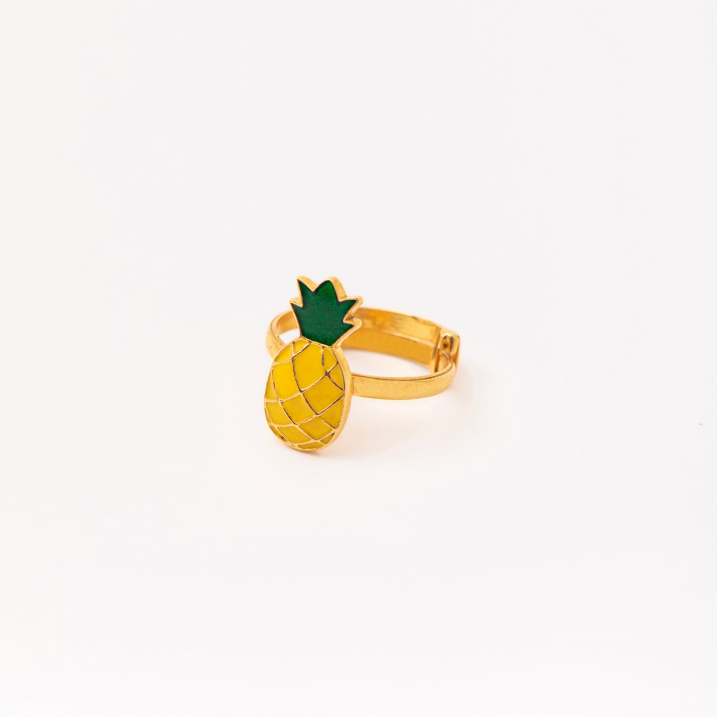 PINE RING
