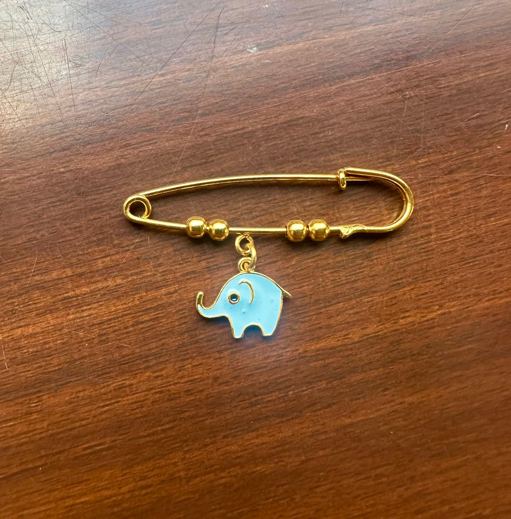 ELLE LAPEL PIN