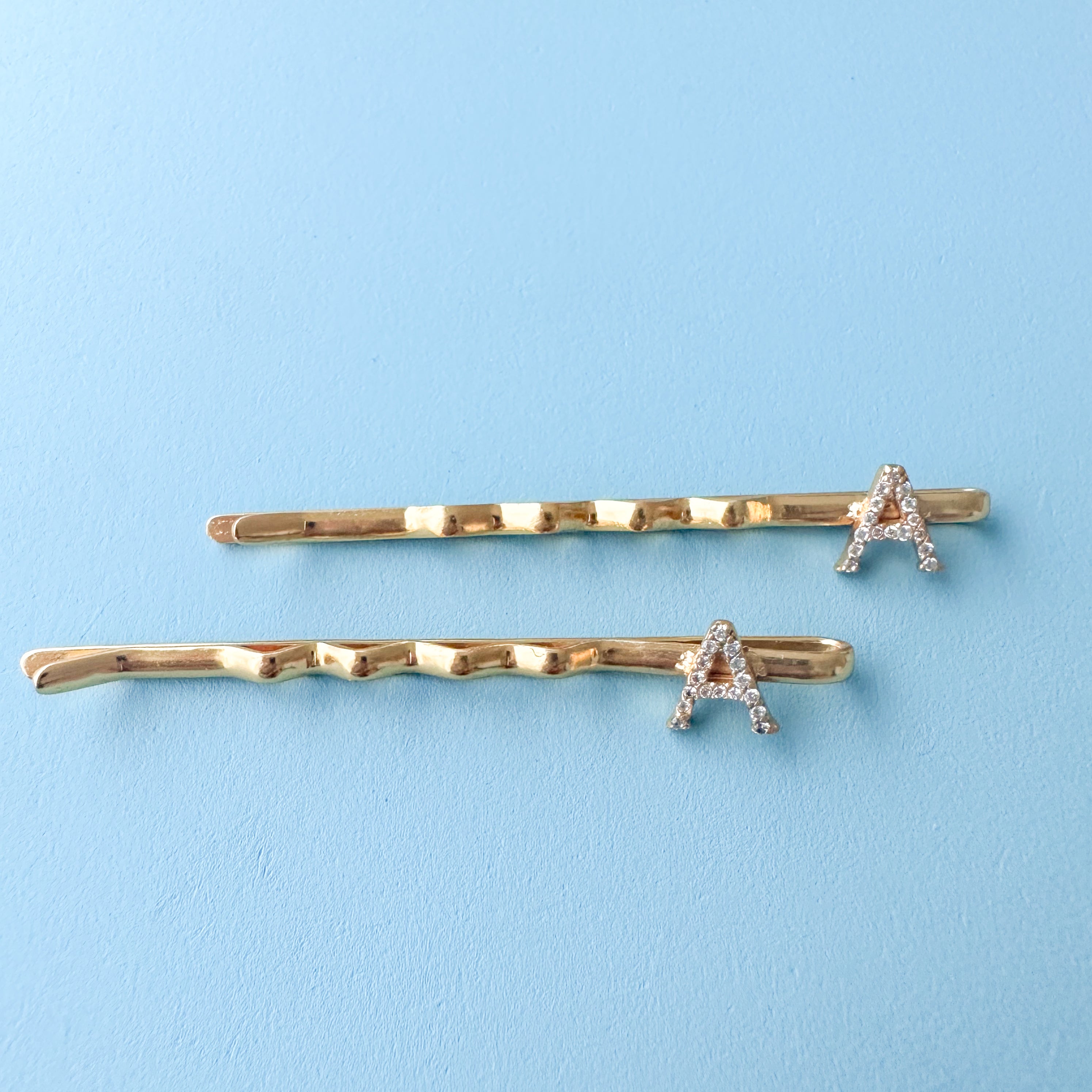 "A" INITIAL IN GOLD PLATED HAIR PINS