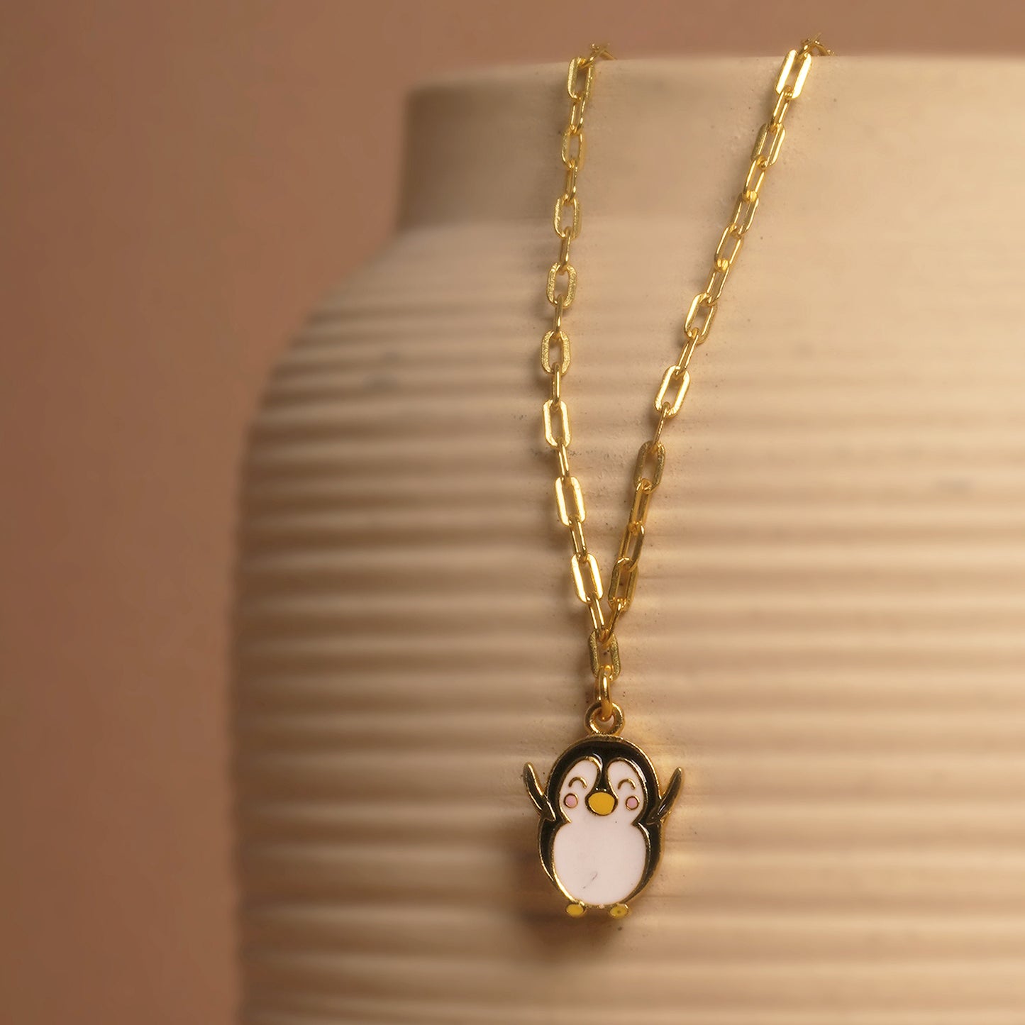 PENGUIN NECKLACE