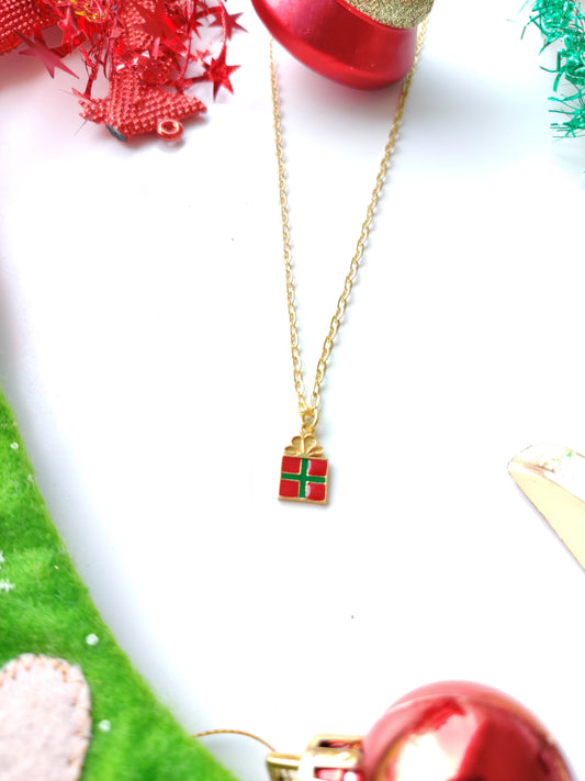 GIFT BOX NECKLACE