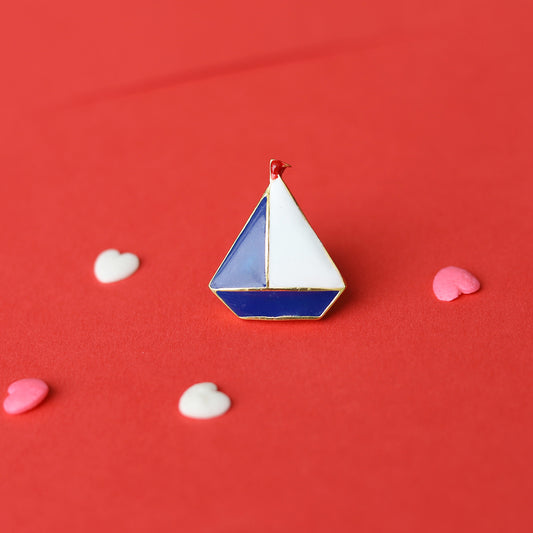 YACHT BROOCH