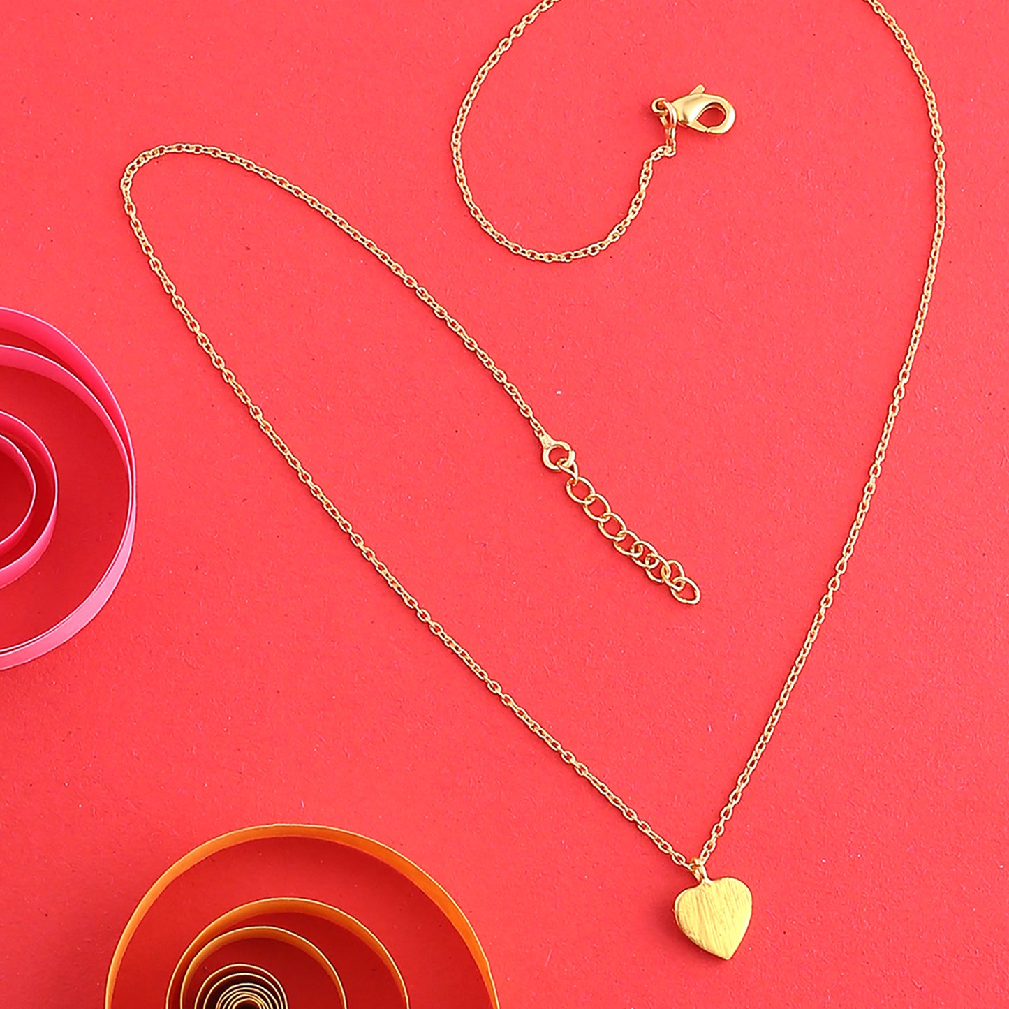 PLAIN HEART NECKLACE